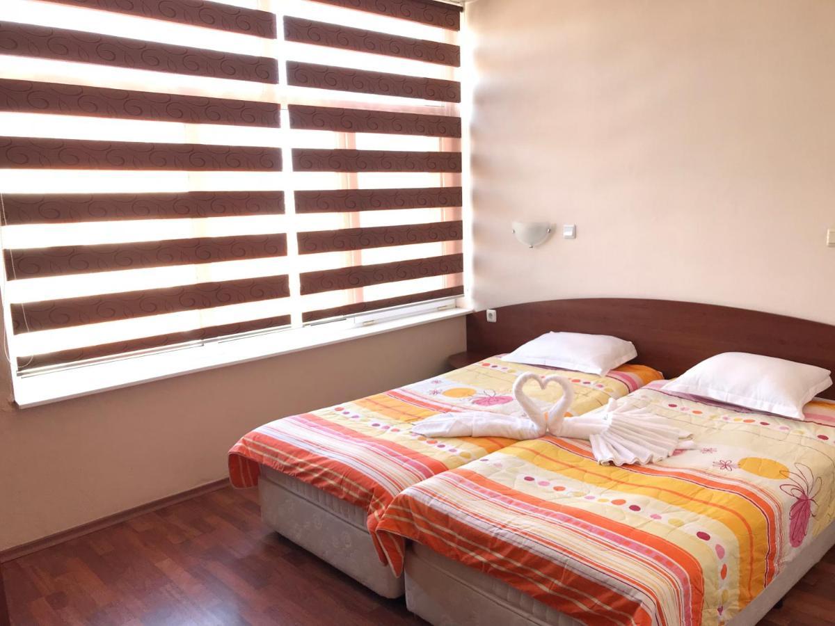 Red House Guest House Nessebar Exterior foto