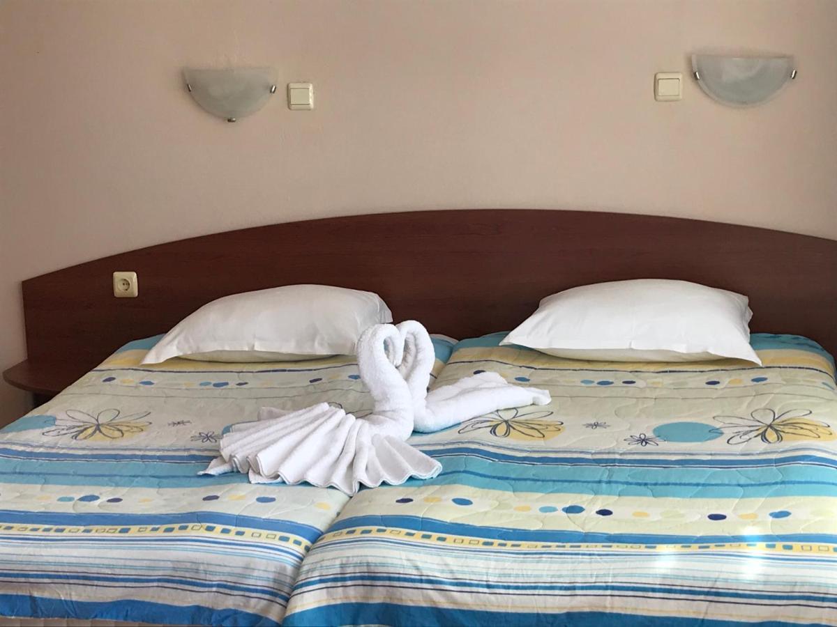 Red House Guest House Nessebar Exterior foto