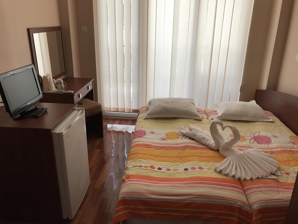 Red House Guest House Nessebar Exterior foto